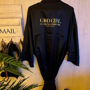 Carolina Herrera Silk Robe Leg Elixir